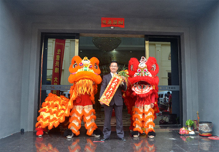 立博ladbrokes新年开工，，，2017撸起袖子拼命干！