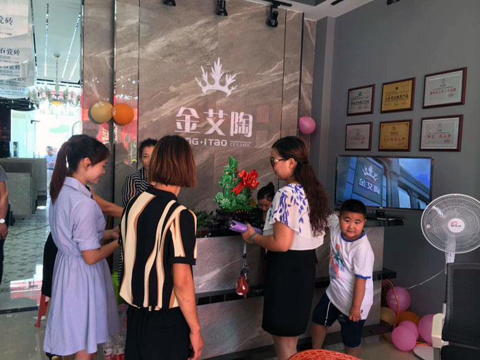 立博ladbrokes瓷砖  瓷砖署理 陶瓷一线品牌 开业促销